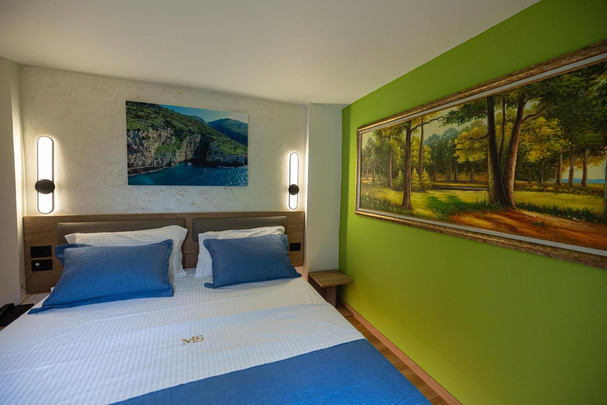 Mustafa Suites Vlorë Quarto foto